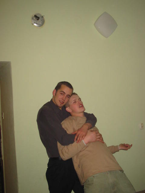 121-2168_IMG.JPG