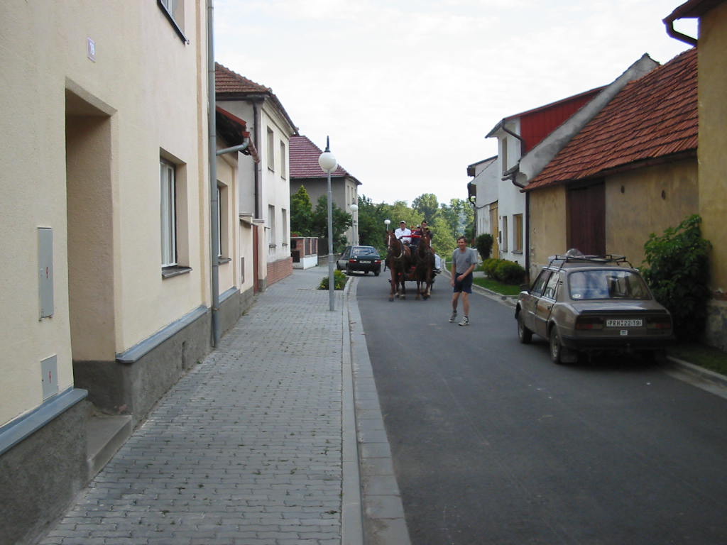 127-2723_IMG.JPG