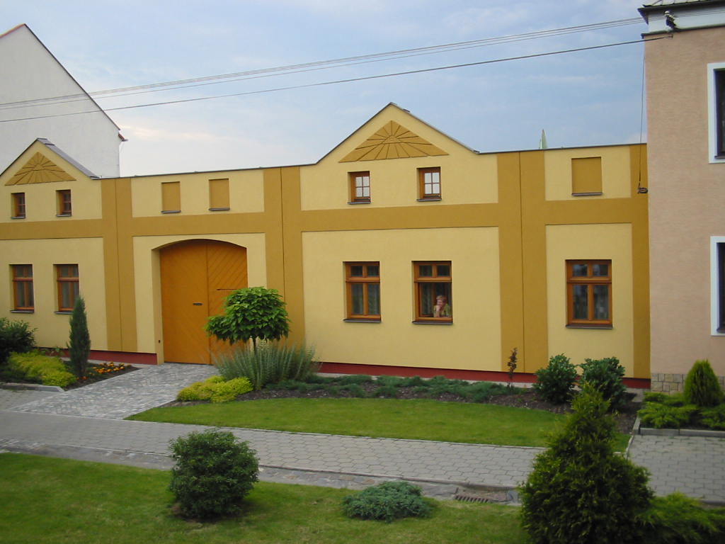 127-2728_IMG.JPG